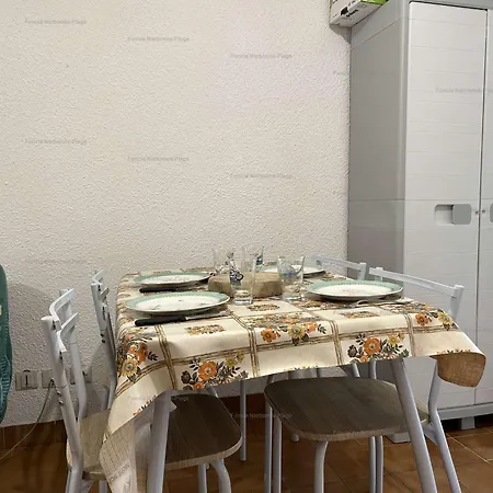 2p Avec Terrasse Proche - Fr-1-229b-109